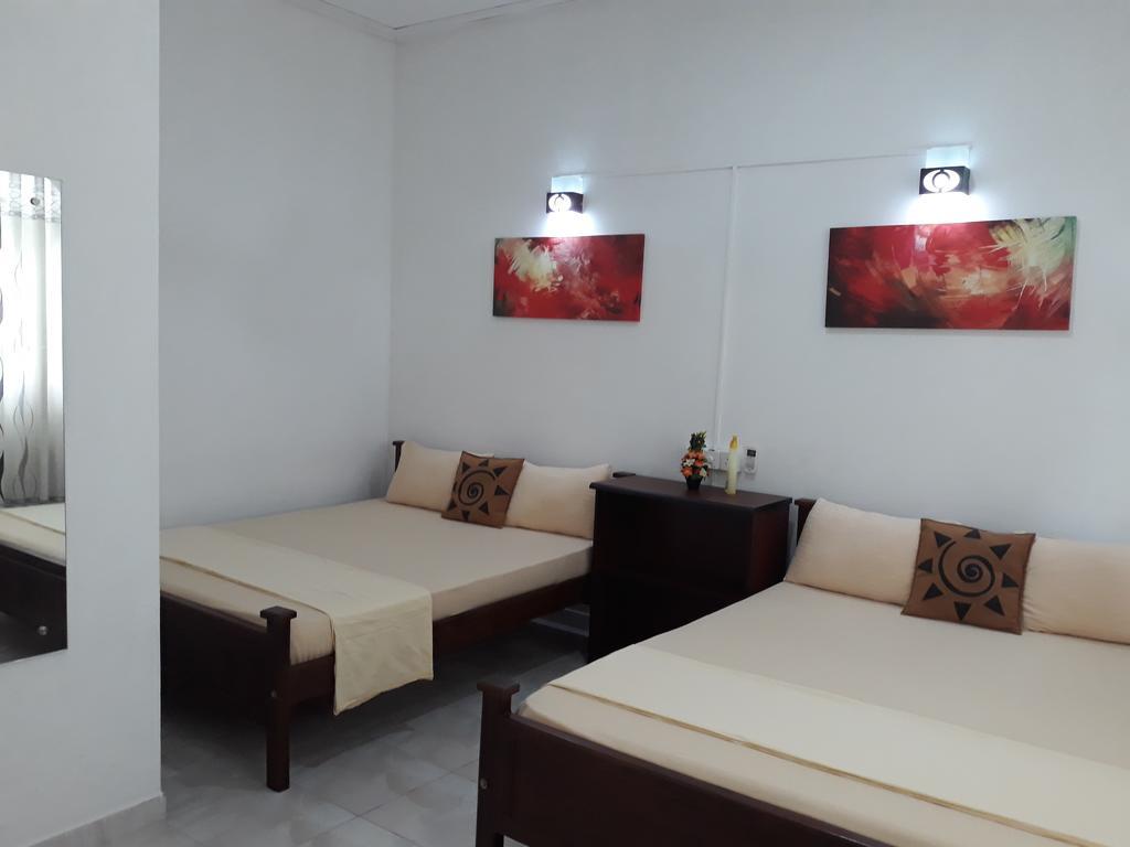 Aegle Residence Негомбо Екстериор снимка
