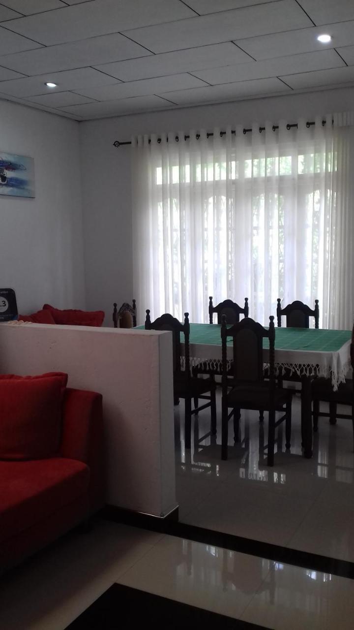 Aegle Residence Негомбо Екстериор снимка